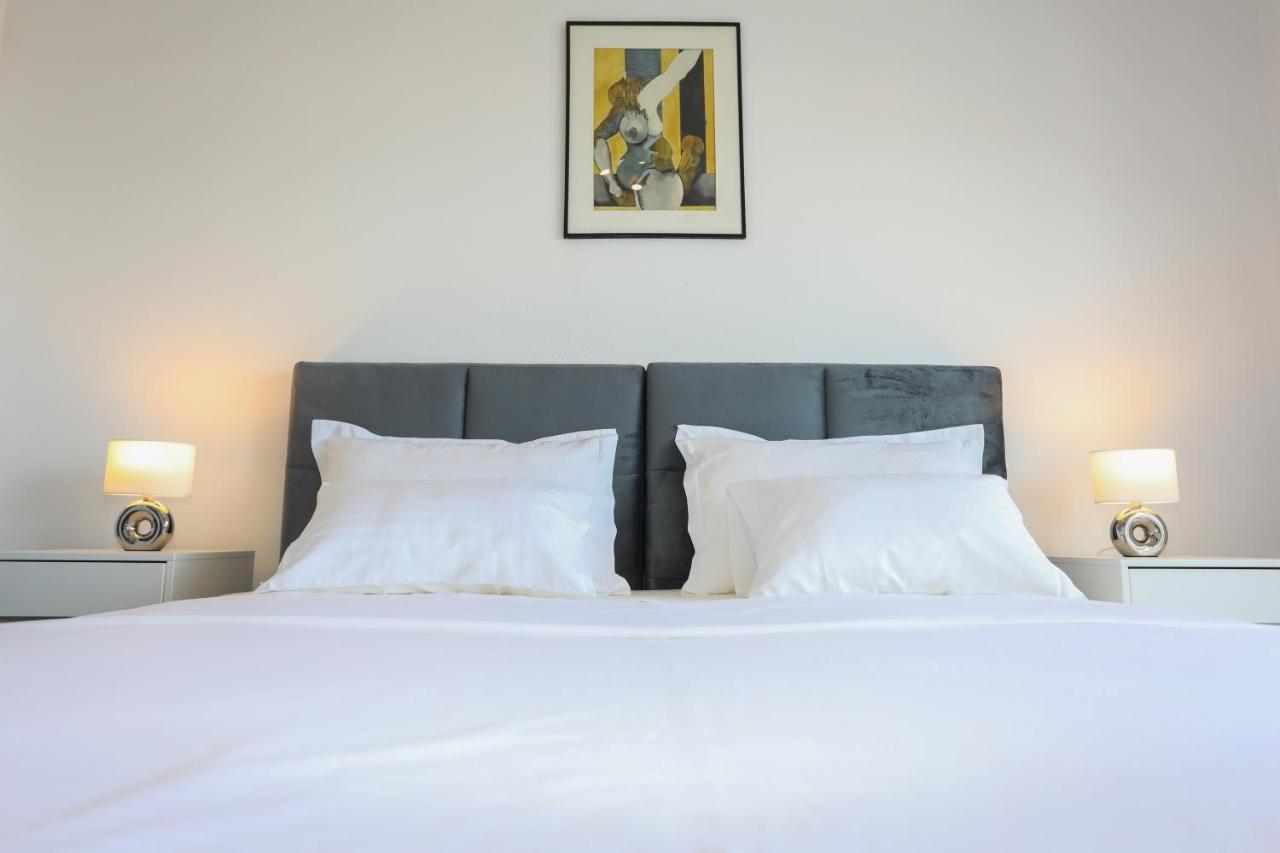 Stella Maris, Hvar - Rooms With A Balcony And A Stunning Sea View フヴァル エクステリア 写真