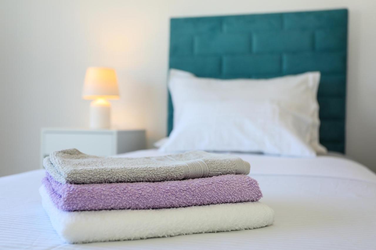 Stella Maris, Hvar - Rooms With A Balcony And A Stunning Sea View フヴァル エクステリア 写真